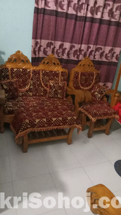 কম দামে নতুন সোফা নিন